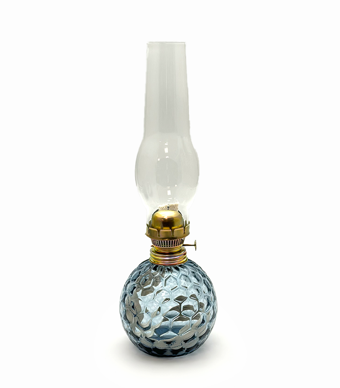Petrolejová lampa modrý kouř