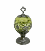 Dóza s cínovým zdobením